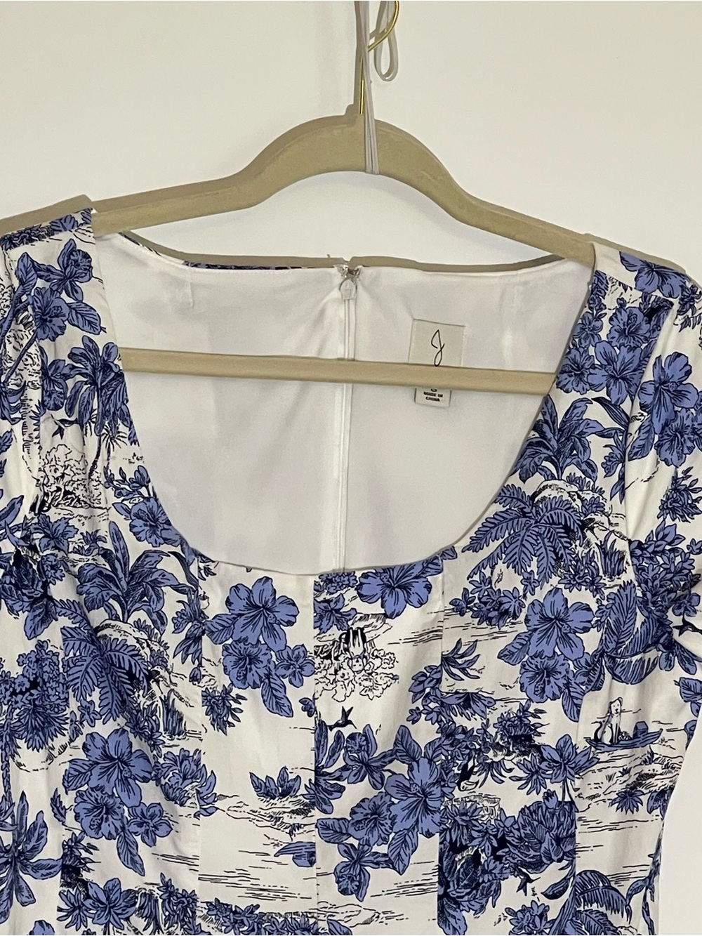 Joie Blue and White Floral Midi Dress - Picture 3 of 11